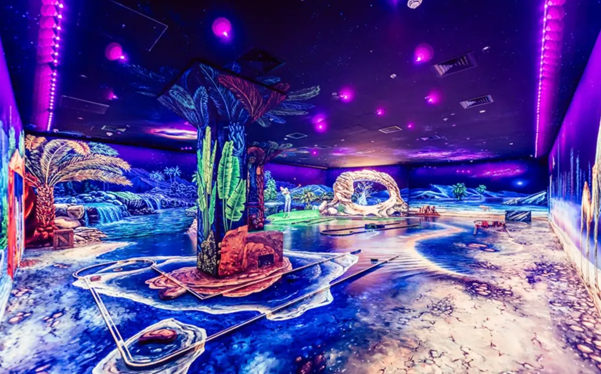 3D Blacklight Minigolf Dubai — photo