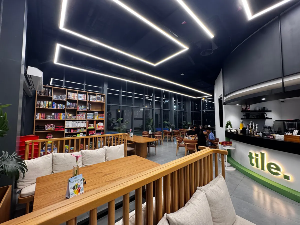 TILE Board Game Café — photo