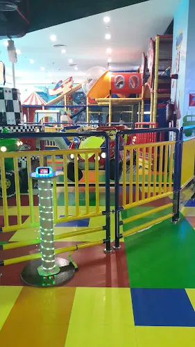 Fun City - Oasis Mall — photo