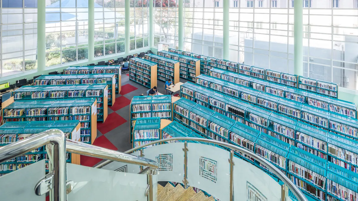 Al Mankhool Library — photo