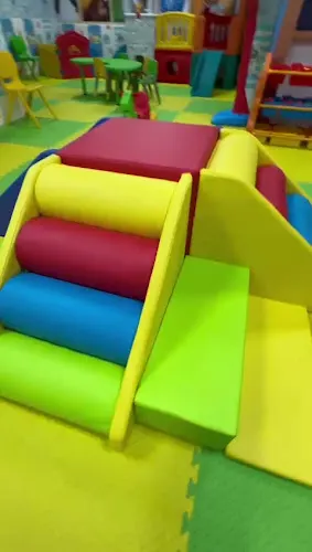 Kidz Cubby Recreational Playground — photo