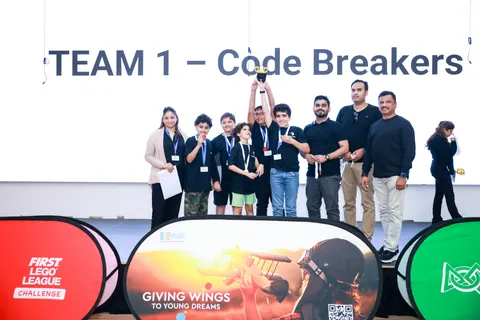 Emerging Stars - photo 2 of 2