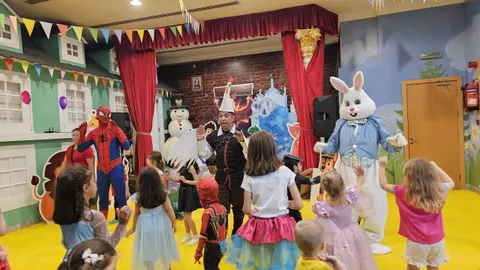 Kids HQ - photo 6 of 7