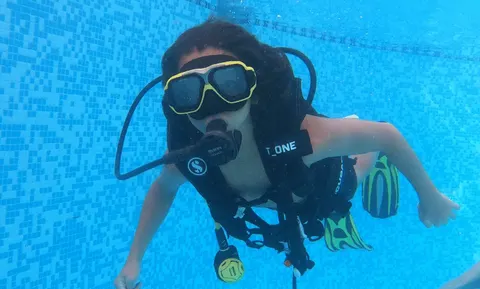 Bermuda Diving Center - photo 3 of 3