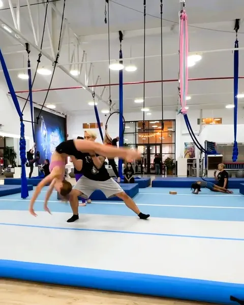 Dubai Circus School - photo 6 of 9