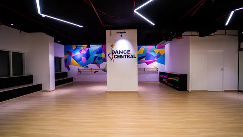 Dance Central Dubai - photo 2 of 6