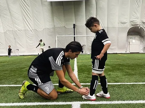 Juventus Academy Flag Island - photo 3 of 3