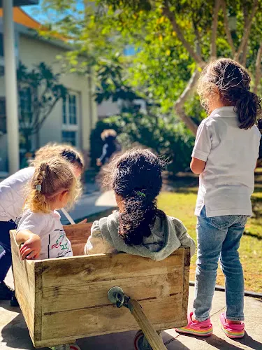 Winter Camp at Mon Ecole Bilingual Montessori